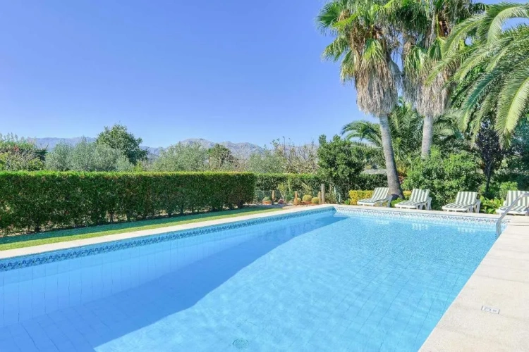 3 Bedrooms Villa