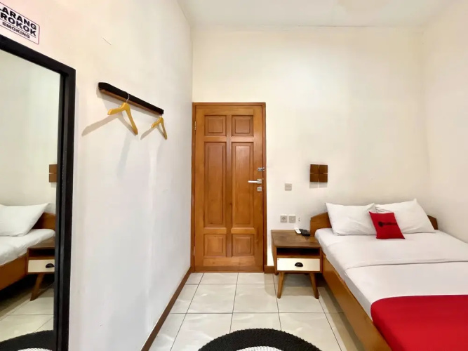 RedDoorz @ Mystays Pemuda Cepu Blora