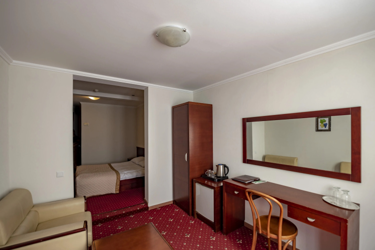 New Kopala Hotel