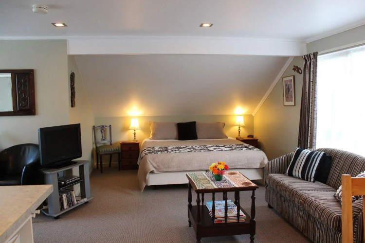 Annick House Bed and Breakfast