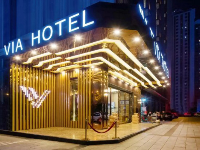 Via  Hotel