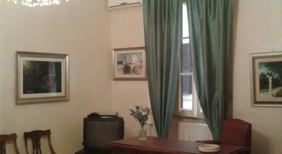 Nice Rome Holiday