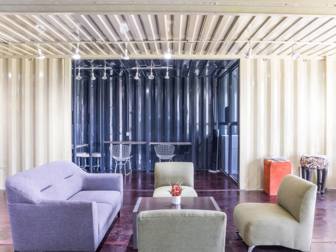 Hotel Box Park