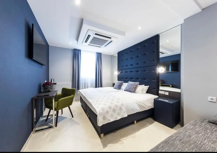 Standard Family room