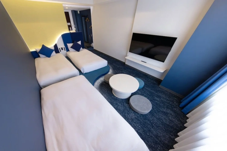 Standard Low Bed Triple room