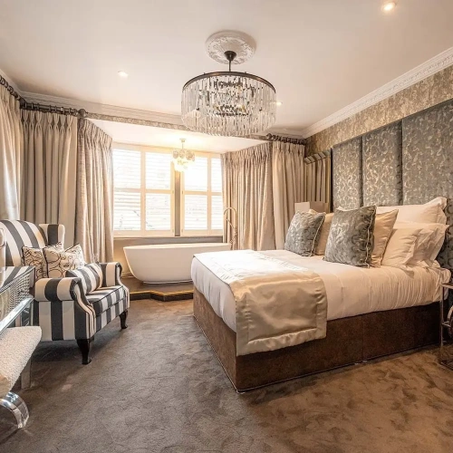 Luxury Suite