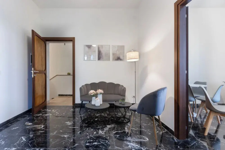 Hesa House