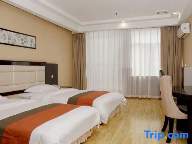 3 Bedrooms Business Suite