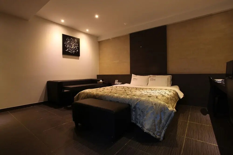 Hotel Cinema