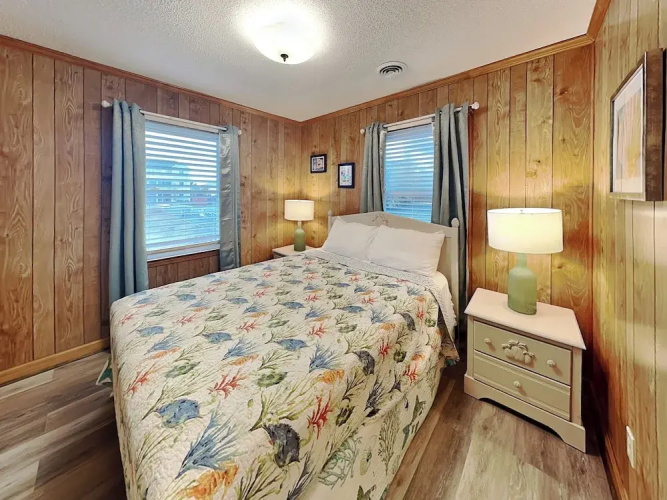 Catch A Wave by Topsail Realty