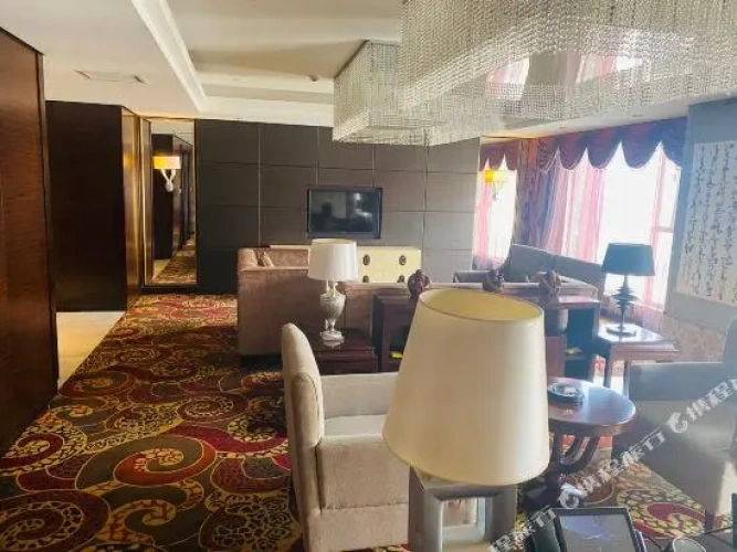 1 Bedroom Deluxe Suite