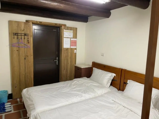 3 Bedrooms Cottage