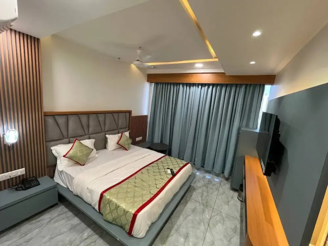 Hotel Melbourne Gandhinagar