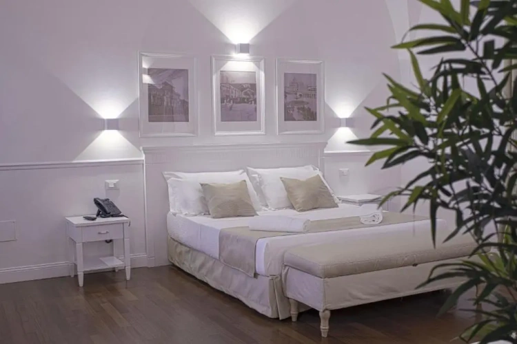 Superior Triple room