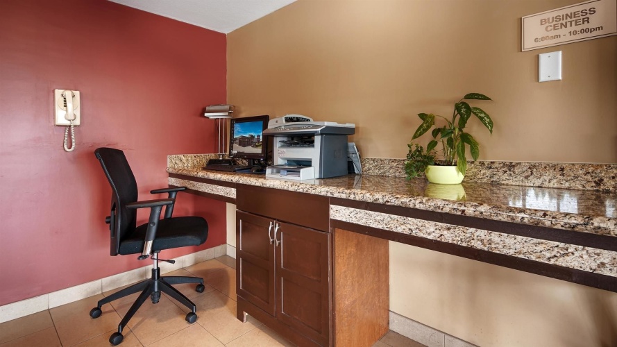 Best Western Maple Ridge Hotel photo 25