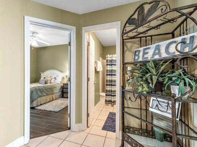 Lighthouse 1605 by Bender Vacation Rentals