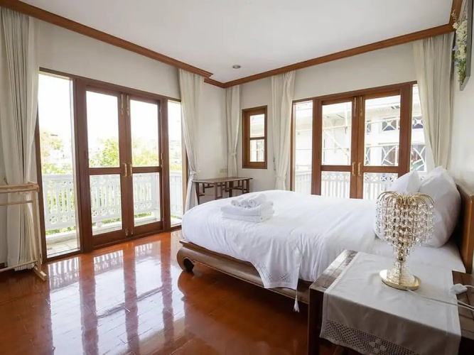 Royal Riverside Villa Chao Phraya View Suite