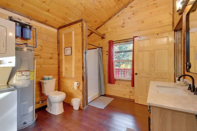 Fireside Evenings: Red River Gorge Gem w/ Hot Tub