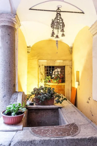 Cartari Apartment