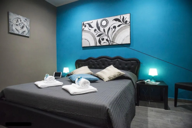 Costantino Secondo Guest House