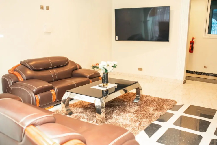 Aduk Guest House