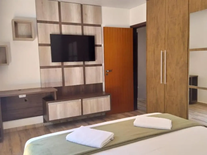 2 Bedrooms Cottage