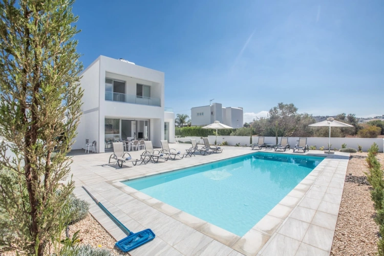 5 Bedrooms Villa with balcony and with garden view