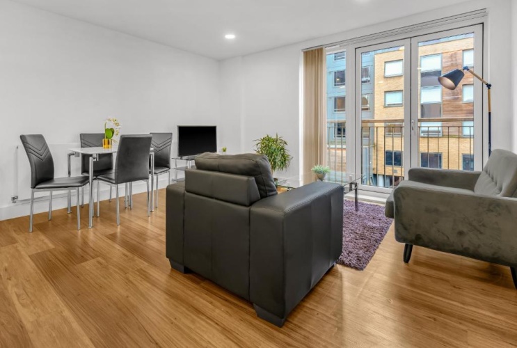 1 Bedroom Apartment