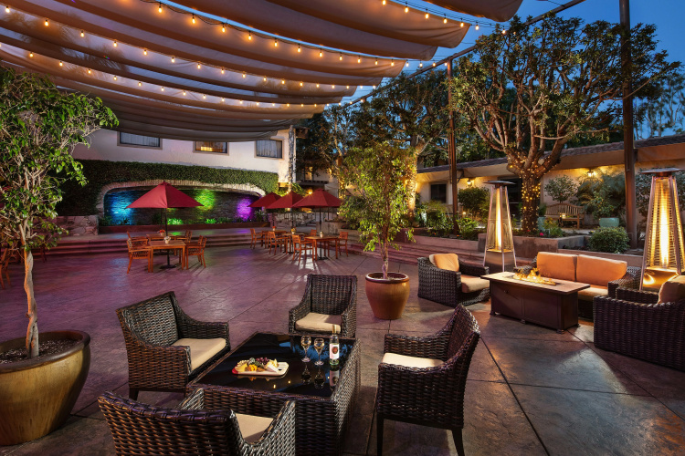DoubleTree by Hilton Claremont photo 24