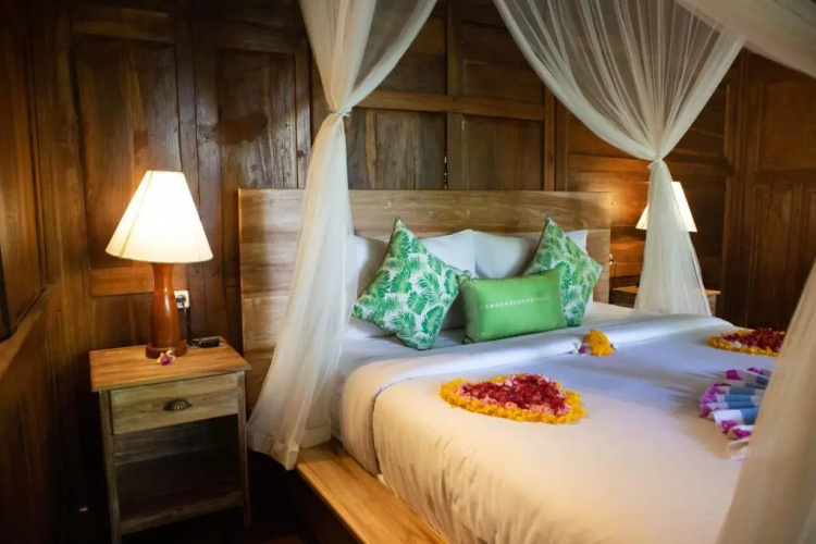 Mirah Guest House