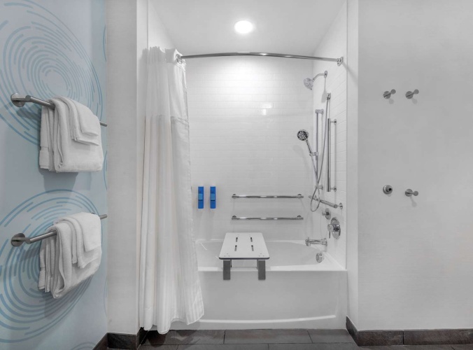 Tru by Hilton Wilmington Wrightsville Beach photo 11