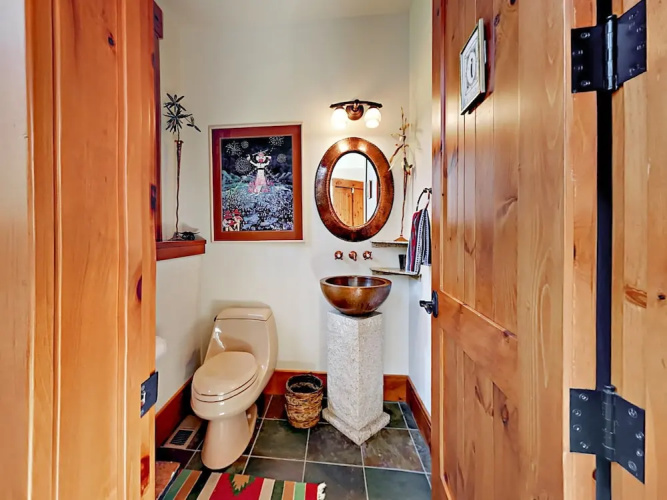 2118-A Vermont Rd Rental