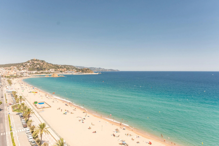 Pierre V. Blanes Playa