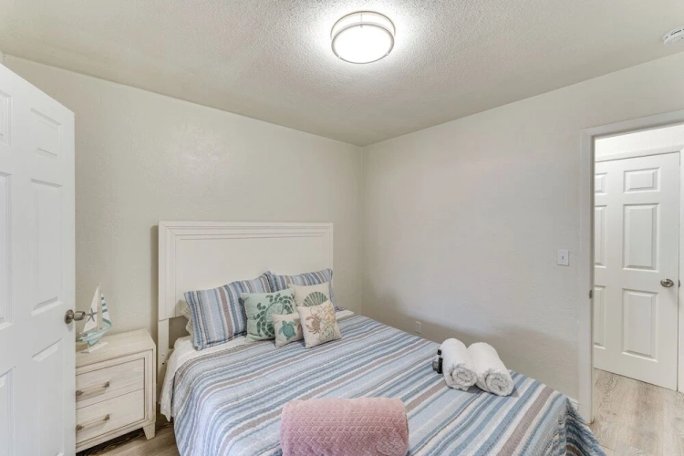 3 Bedrooms Cottage
