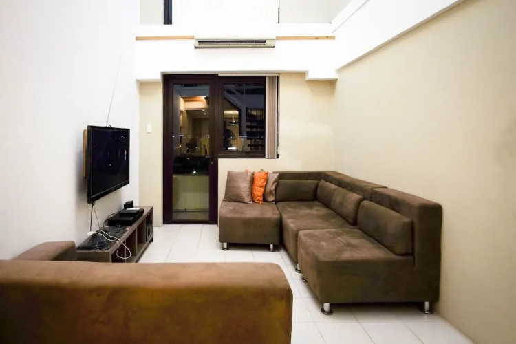 SR Vacation Rental - The Persimmon Condominium