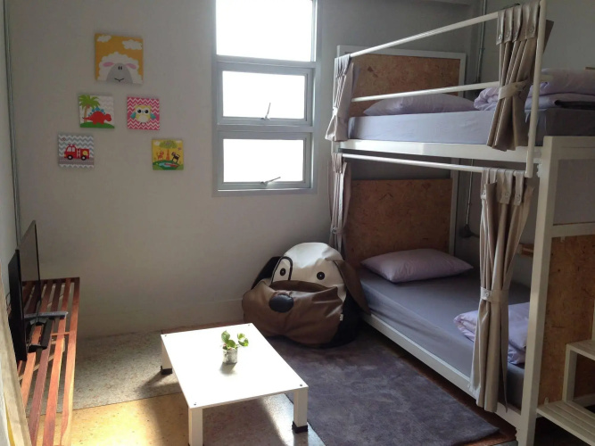 Cubic Bangkok Hostel