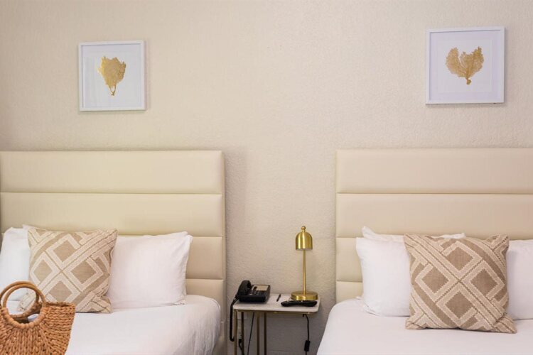 Crest Hotel Suites