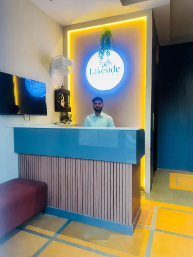 Lakeside Leisure