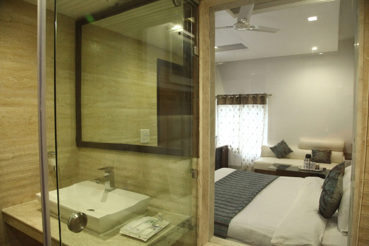 Hotel Emerald