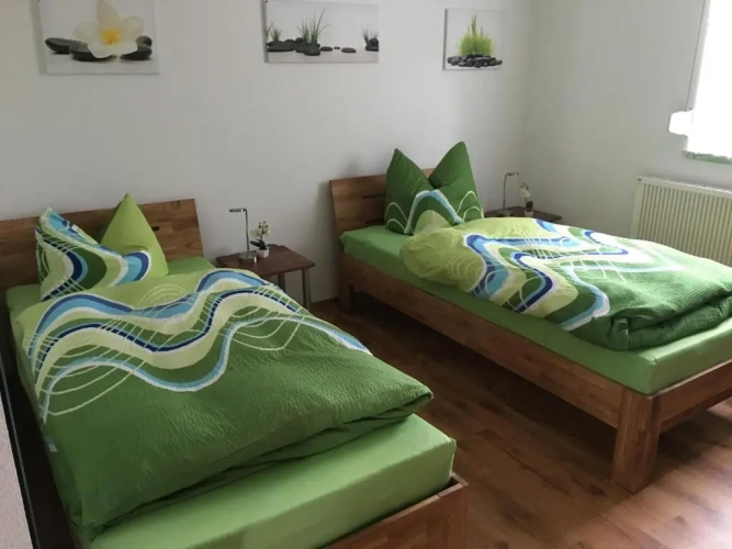 2 Bedrooms Twin Cottage