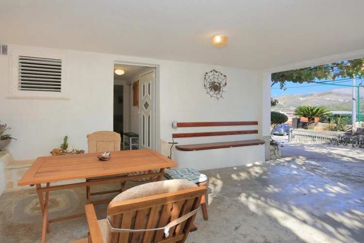 Apartments by the sea Trogir - 15517