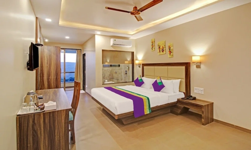 Premium Double room with balcony