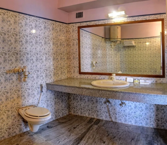 Quadruple Suite