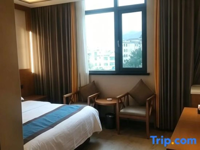 2 Bedrooms Suite