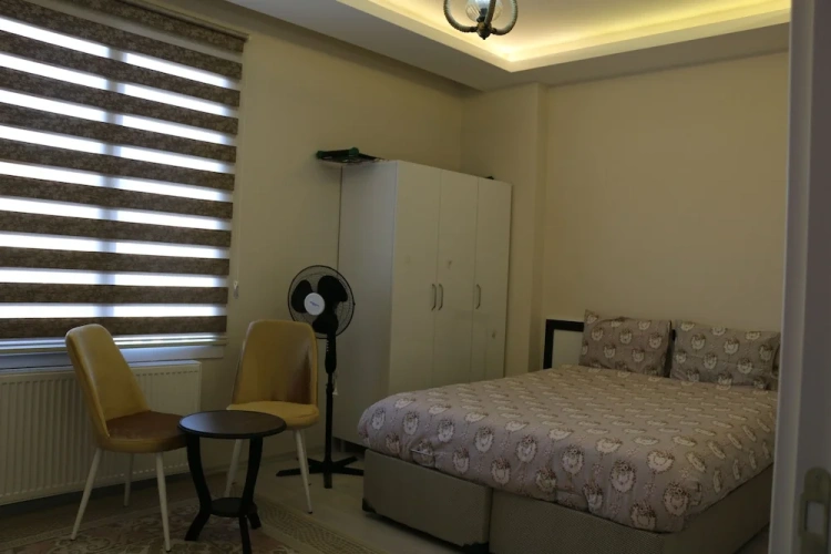 Deluxe Single Apartment