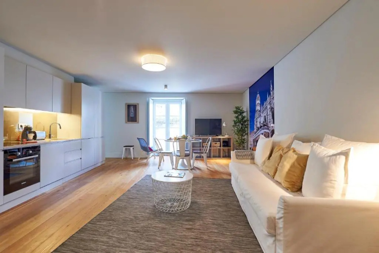 Modern Apartment Bica dos Olhos