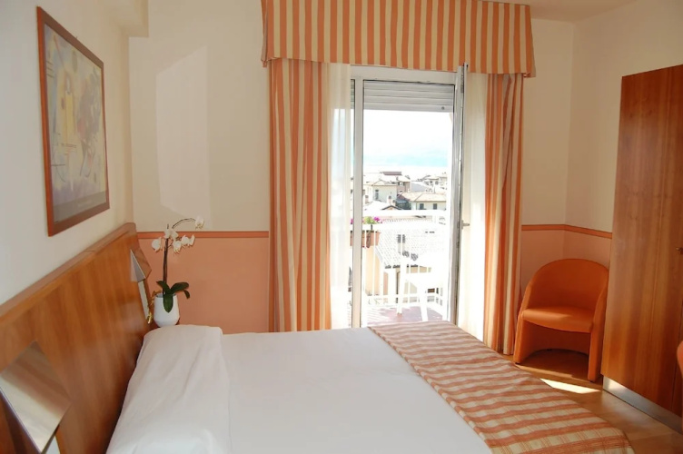 Hotel Romeo
