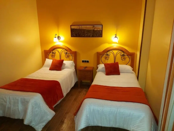 Standard Triple room with view