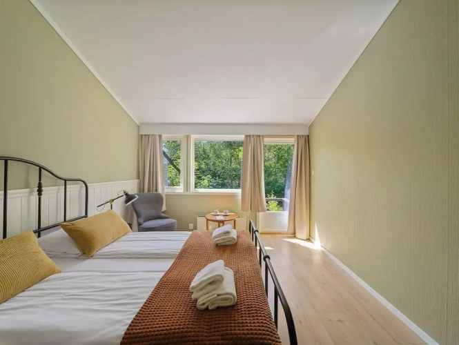 1 Bedroom Standard Double room with balcony and with river view