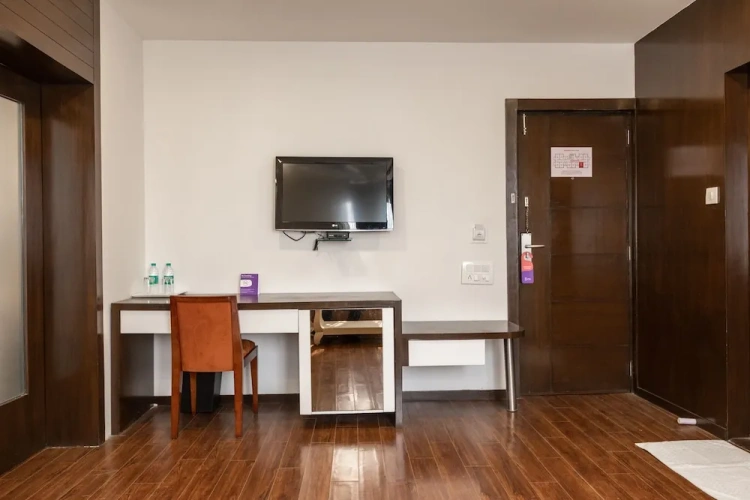 Deluxe Suite